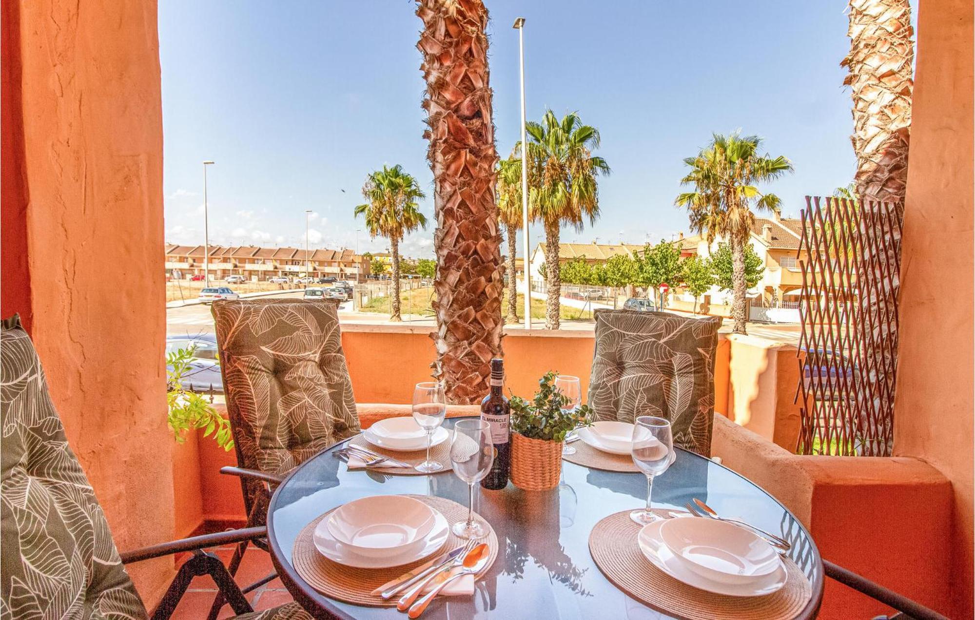 Amazing Apartment In Los Alcazares With Kitchen Экстерьер фото
